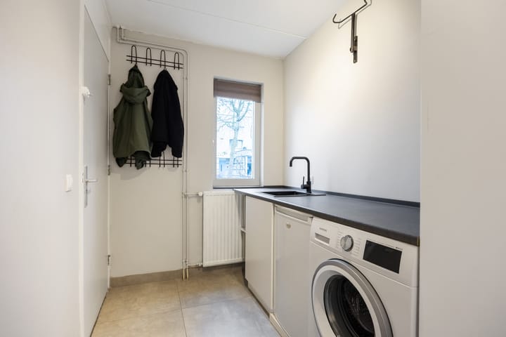 Foto 9 van R. Schumanstraat 16