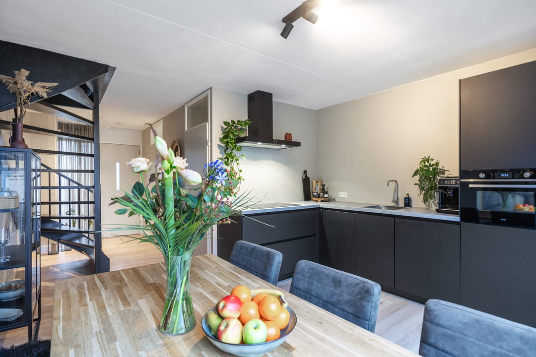 Photo 16 of R. Schumanstraat 16