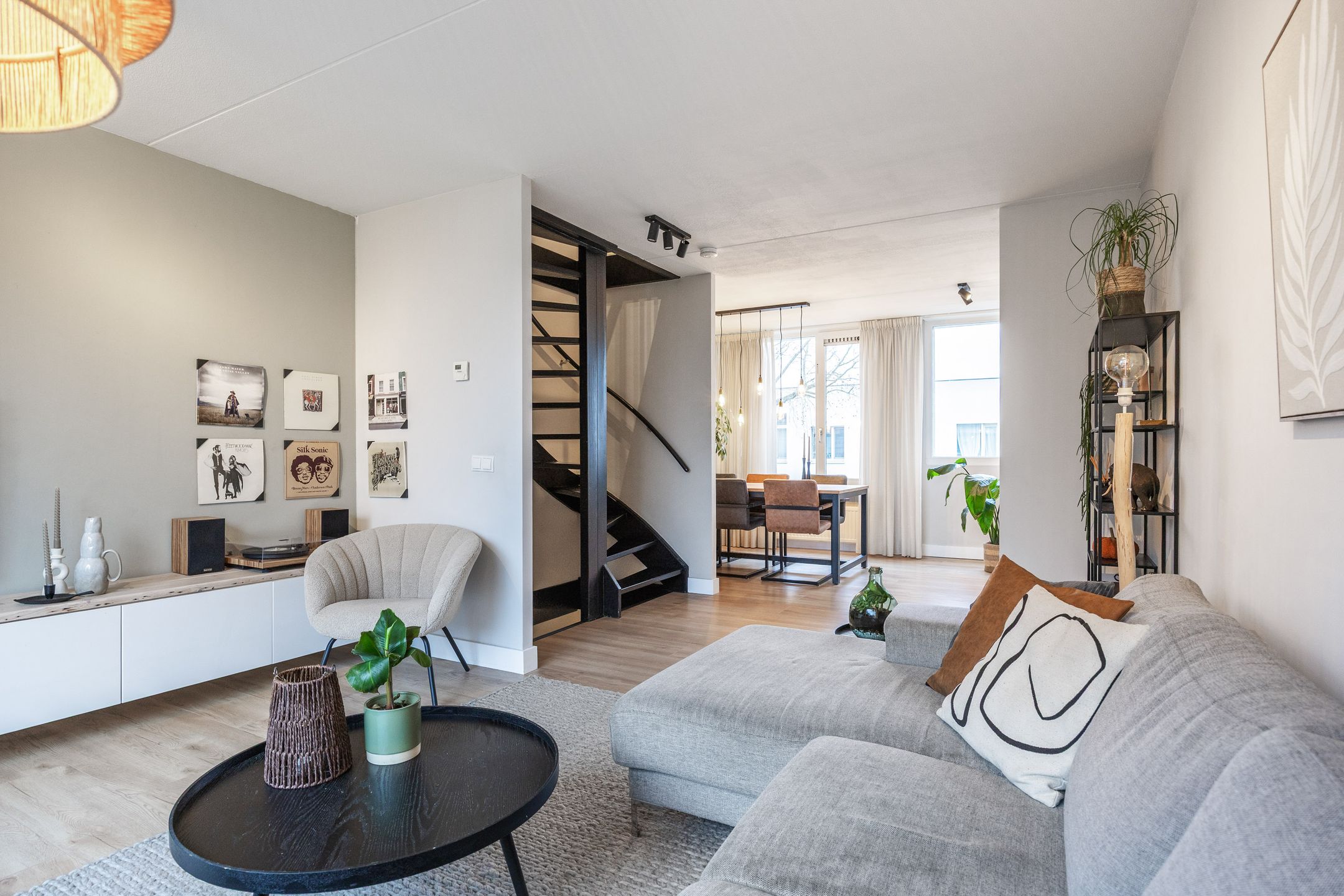 Photo 24 of R. Schumanstraat 16