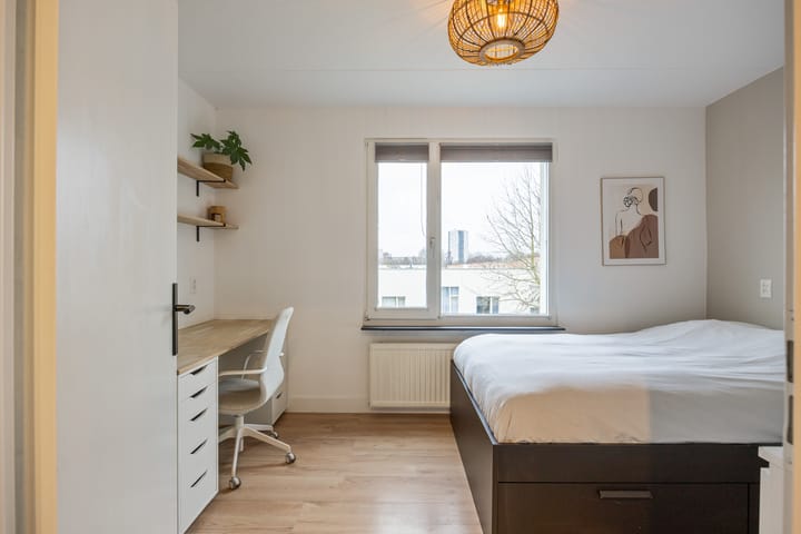 Foto 35 van R. Schumanstraat 16