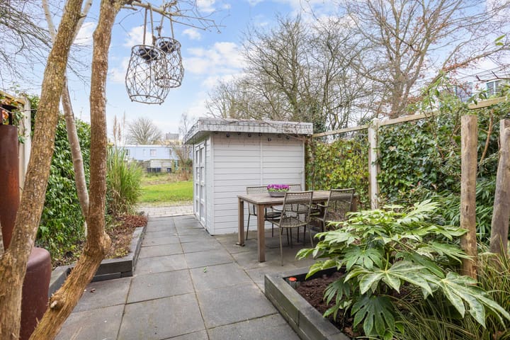 Foto 44 van R. Schumanstraat 16