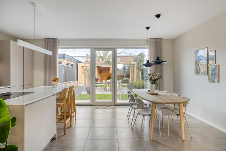 Foto 3 van Dr. Ariënsstraat 25-B