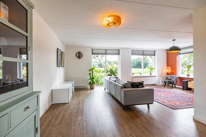 Foto 15 van Uiver 10