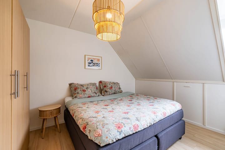 Foto 30 van Uiver 10