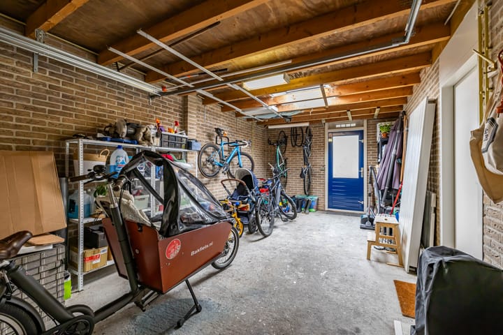 Foto 51 van Uiver 10