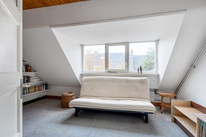 Photo 14 of Duizendschoonstraat 26-A