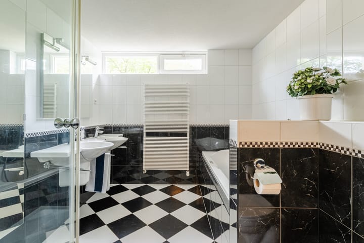 Foto 34 van Lange Voren 12