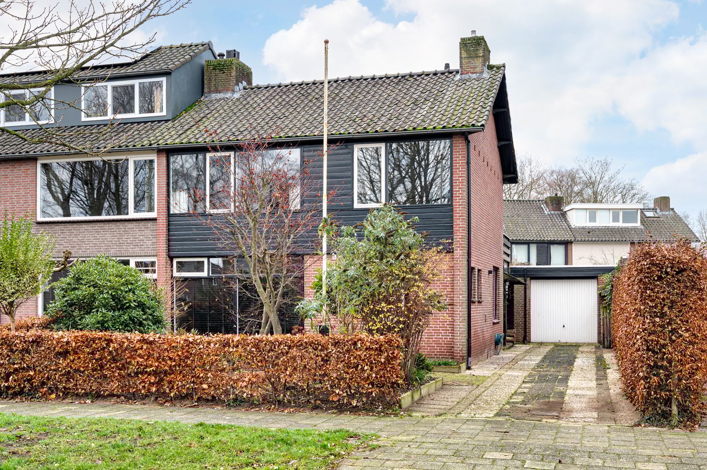 Foto 1 van Azaleastraat 44