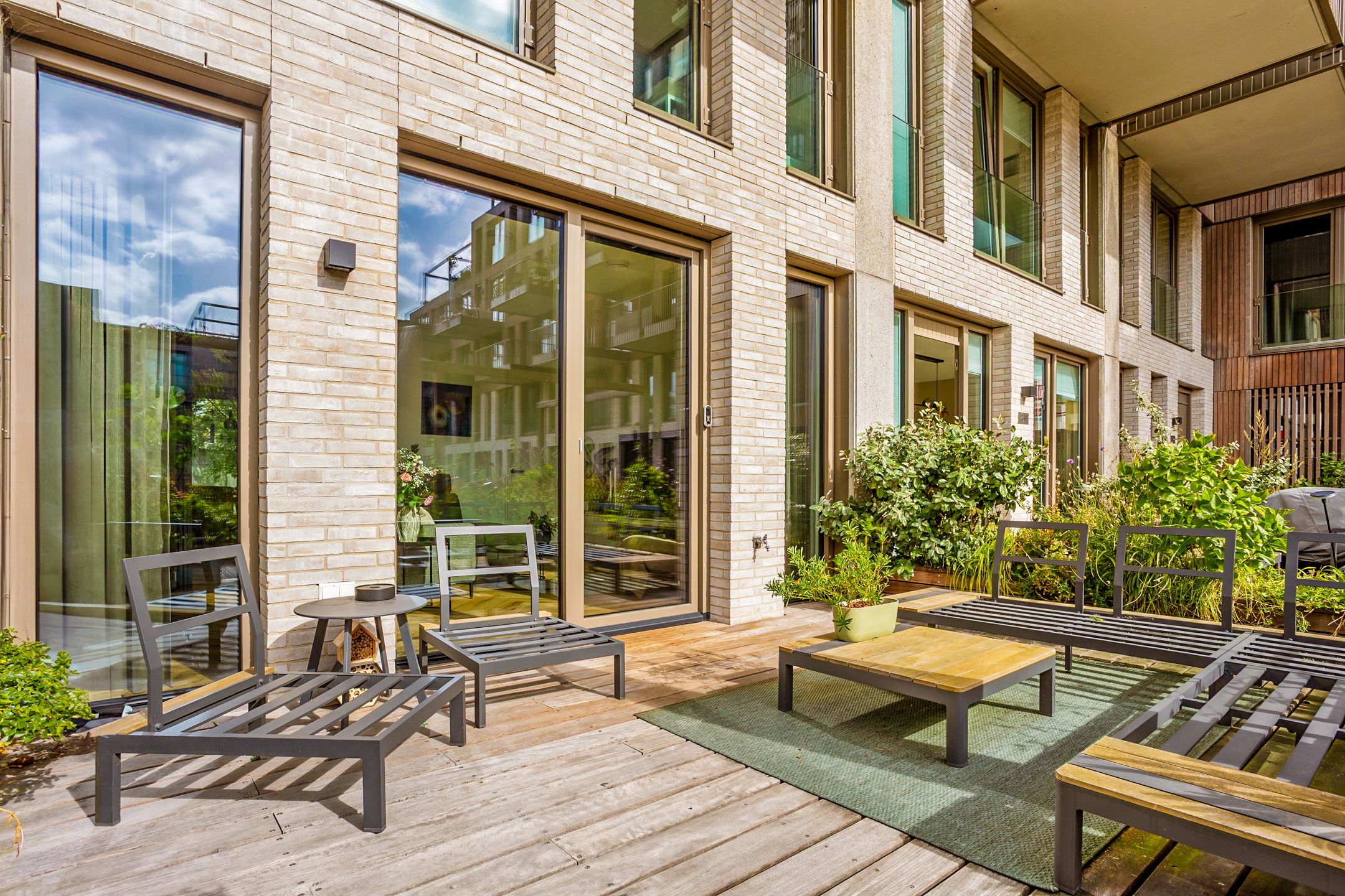 Foto 9 van Leyweg 1195