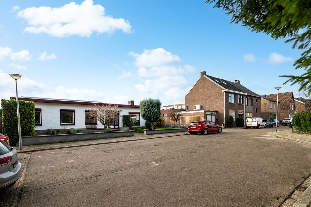 Foto 32 van Molenweg 12