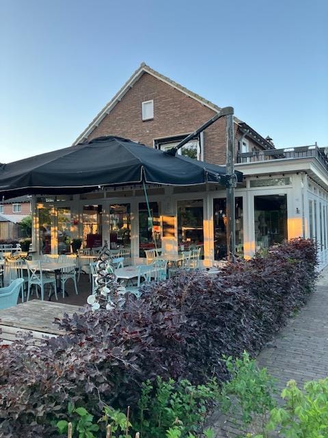 Bekijk foto 3 van Plechelmusstraat 10