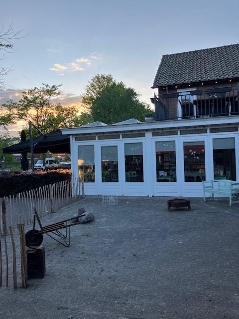 Bekijk foto 5 van Plechelmusstraat 10