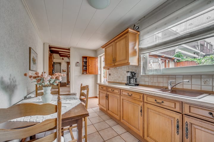 Photo 12 of 1e Graaf van Loonstraat 55