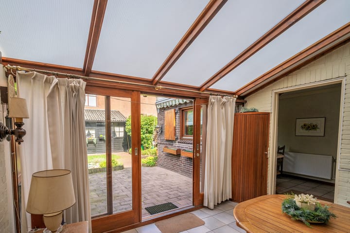 Photo 24 of 1e Graaf van Loonstraat 55