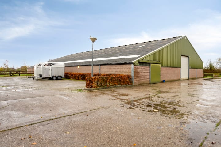 Photo 2 of Spitsbergerweg 3