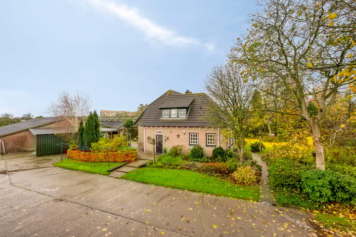 Photo 10 of Spitsbergerweg 3