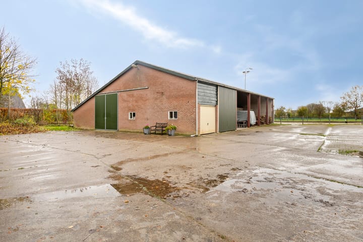 Photo 3 of Spitsbergerweg 3