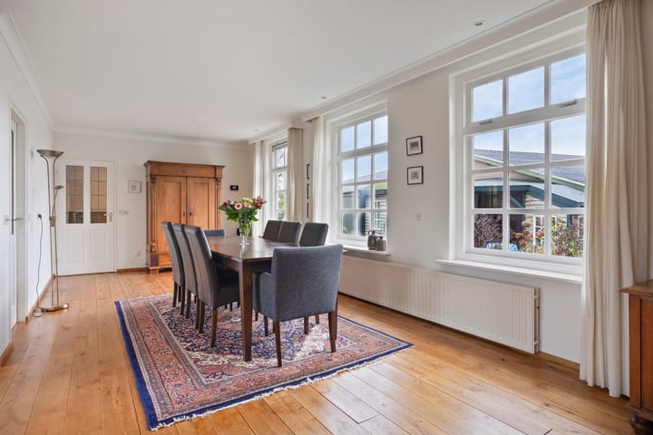 Photo 18 of Spitsbergerweg 3