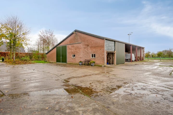 Photo 44 of Spitsbergerweg 3