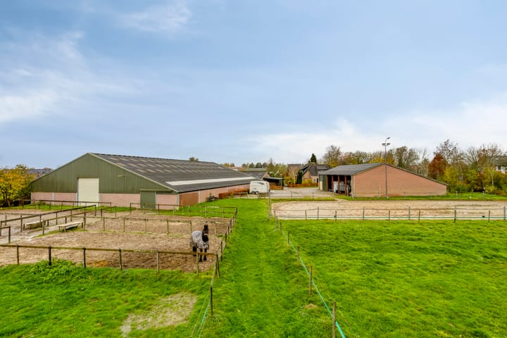 Photo 52 of Spitsbergerweg 3