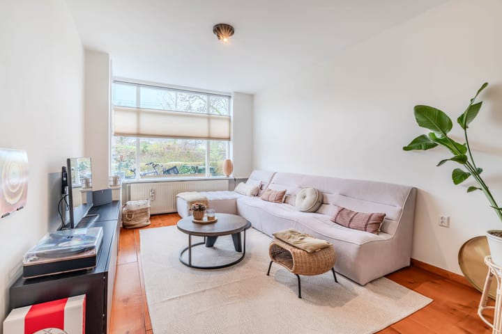 Foto 2 van Molukkenstraat 8