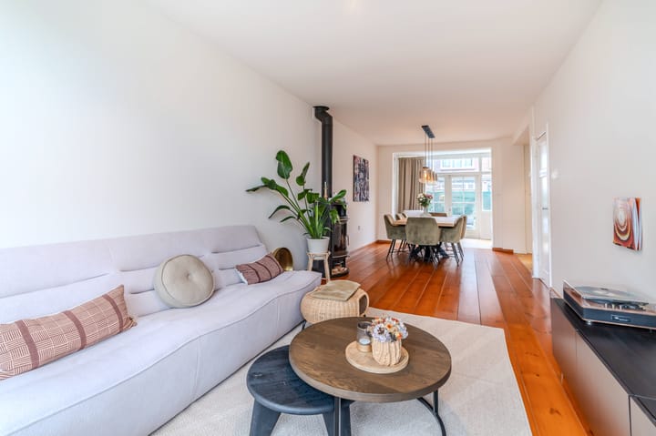 Foto 13 van Molukkenstraat 8