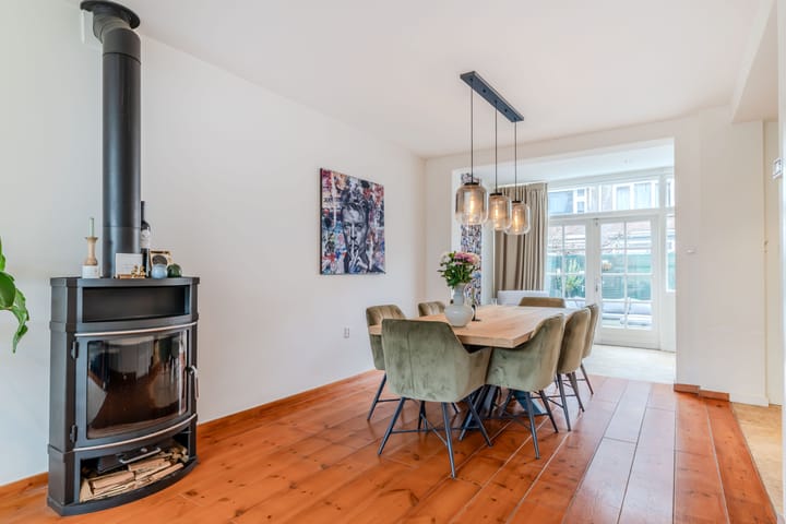 Foto 15 van Molukkenstraat 8