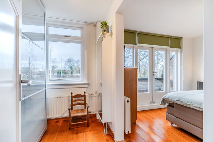 Foto 37 van Molukkenstraat 8