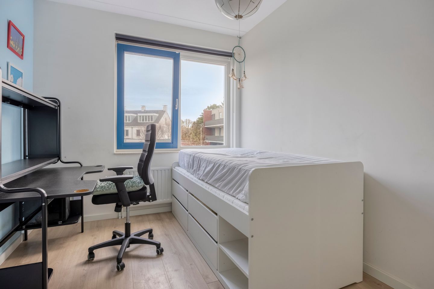 Foto 14 van Burgemeester Middelaerlaan 4