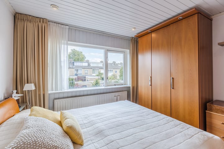 Foto 15 van Bartokstraat 10