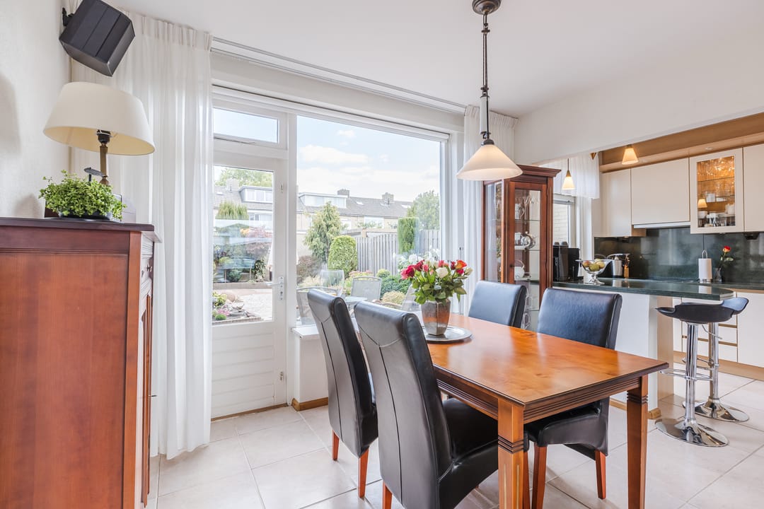 Foto 8 van Bartokstraat 10