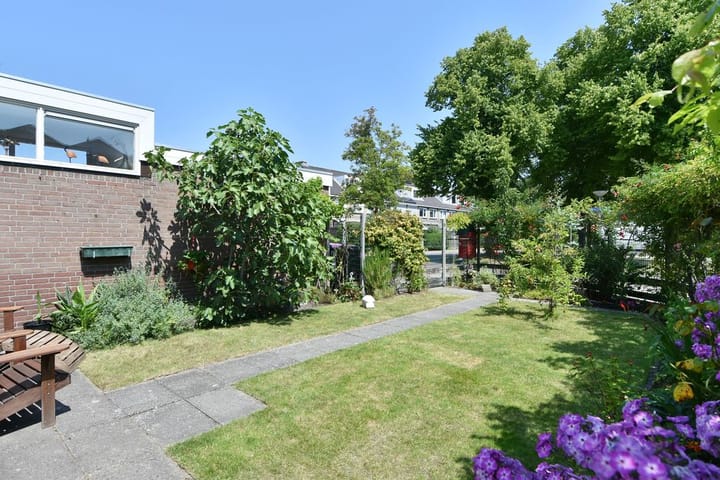 Foto 40 van Rooseveltlaan 1