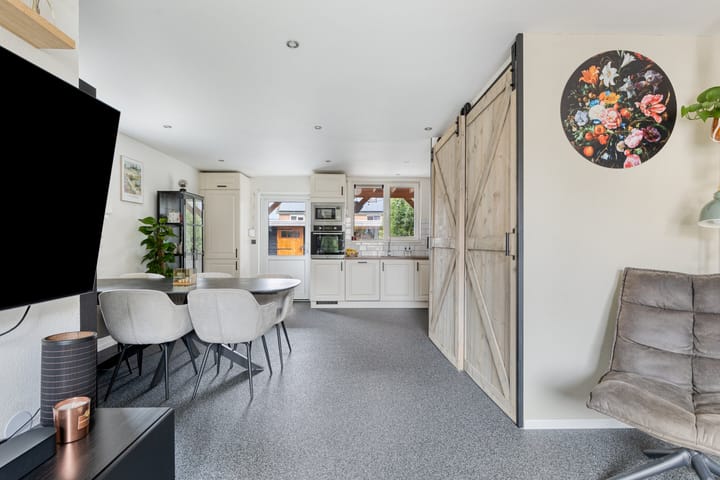 Photo 12 of Bloemendaalseweg 75