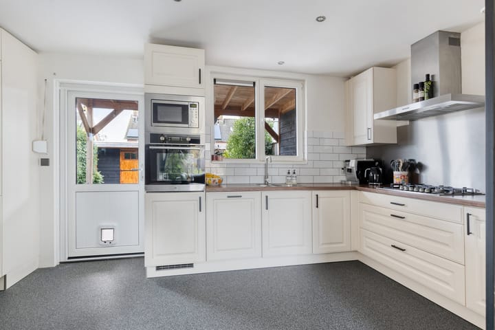 Photo 13 of Bloemendaalseweg 75