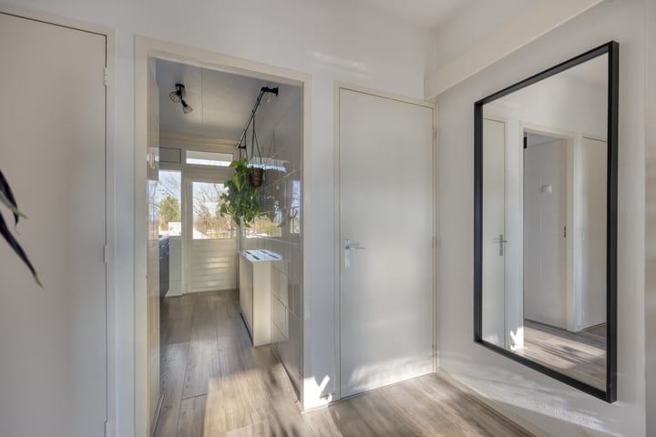 Photo 8 of Schubertlaan 12-B