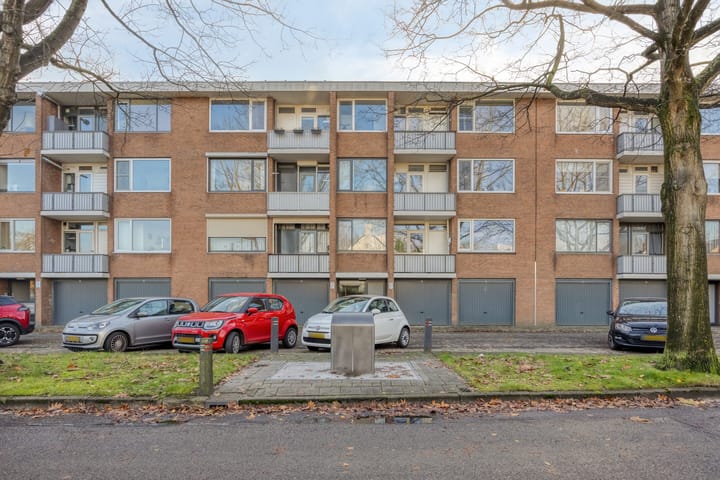 Photo 32 of Schubertlaan 12-B