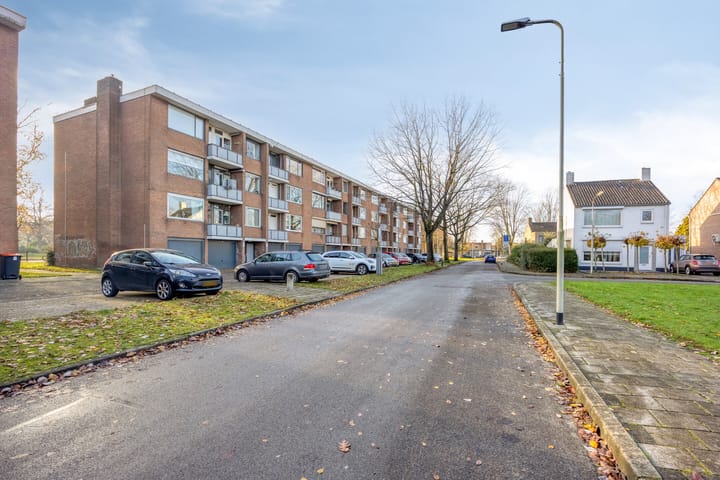 Photo 33 of Schubertlaan 12-B