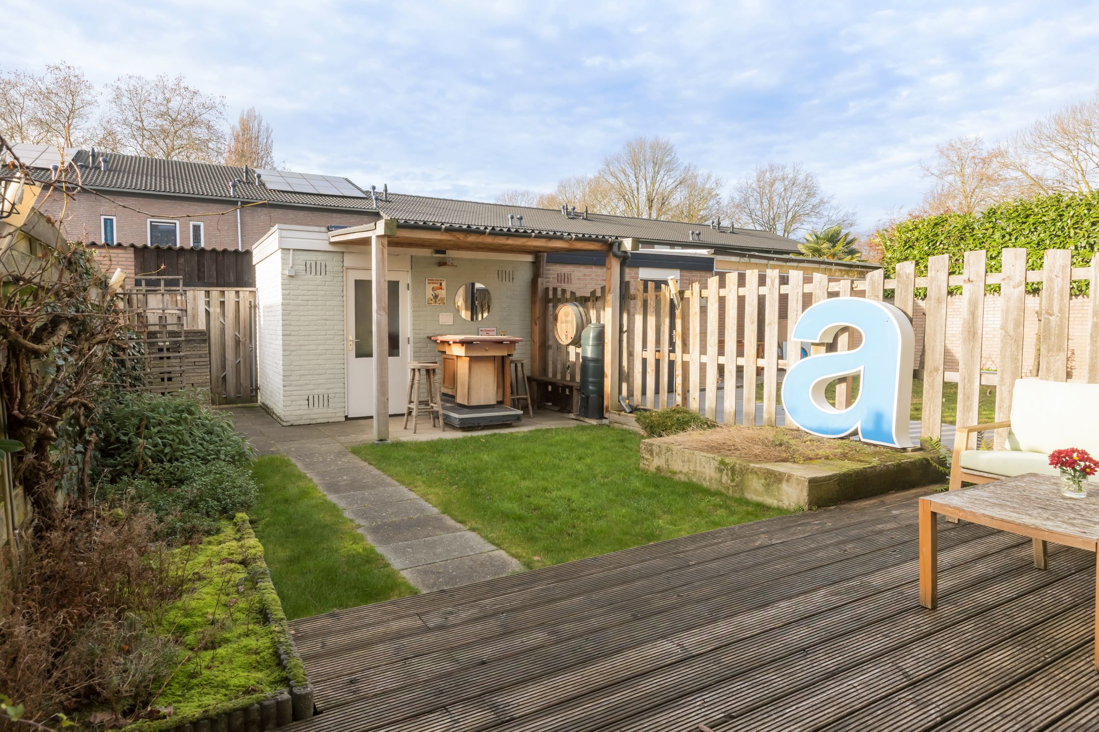 Foto 30 van Lariksbeek 64