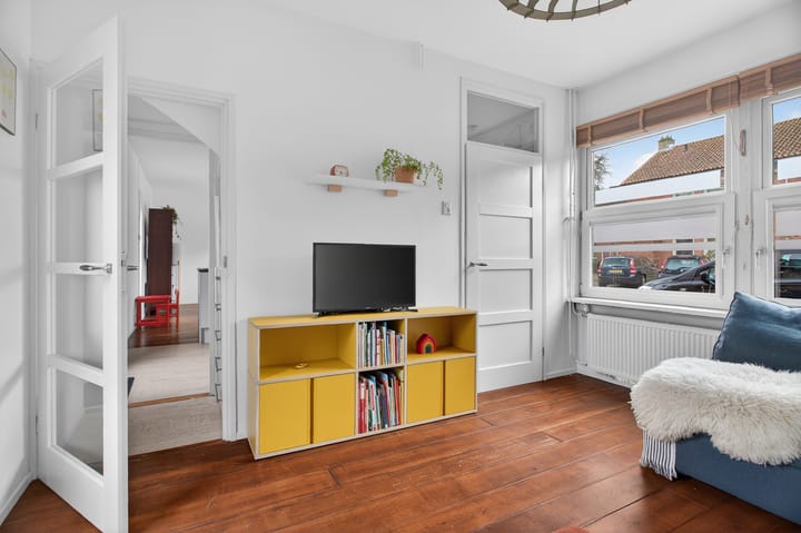 Foto 9 van Azaleastraat 6