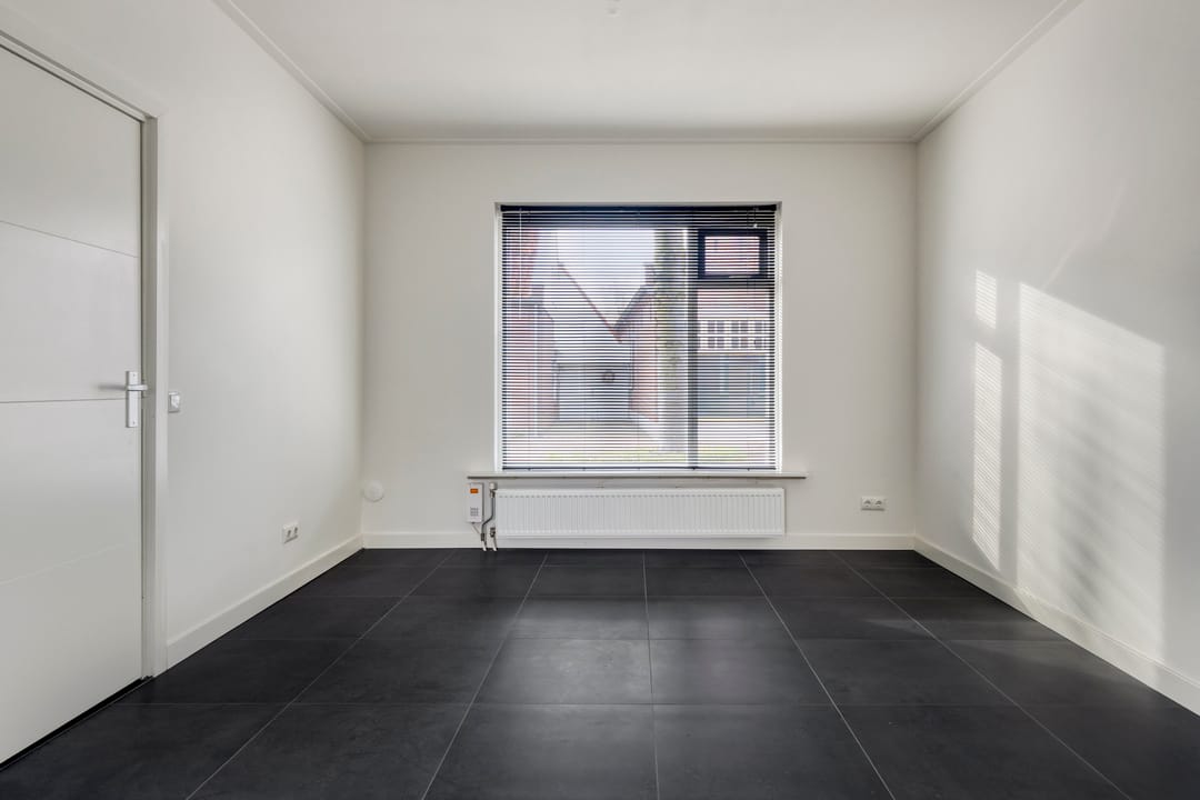 Photo 11 of Kruiseind 65