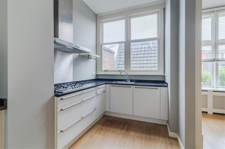 Foto 15 van Van Beuningenstraat 69