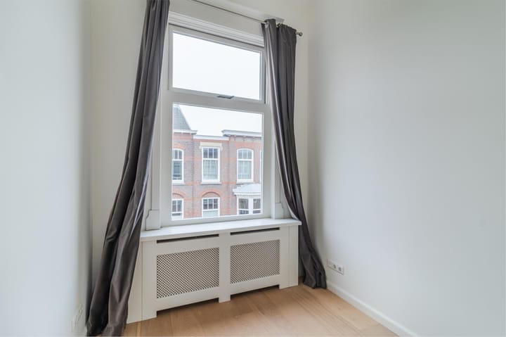 Foto 43 van Van Beuningenstraat 69