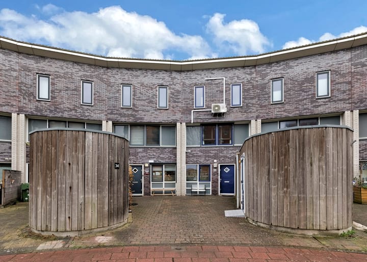 Foto 42 van Stella Agsteribbeland 32