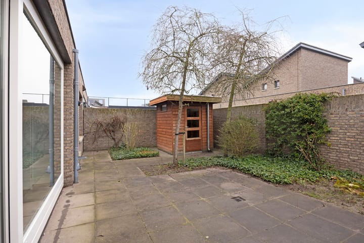 Foto 2 van Goudsbloem 8