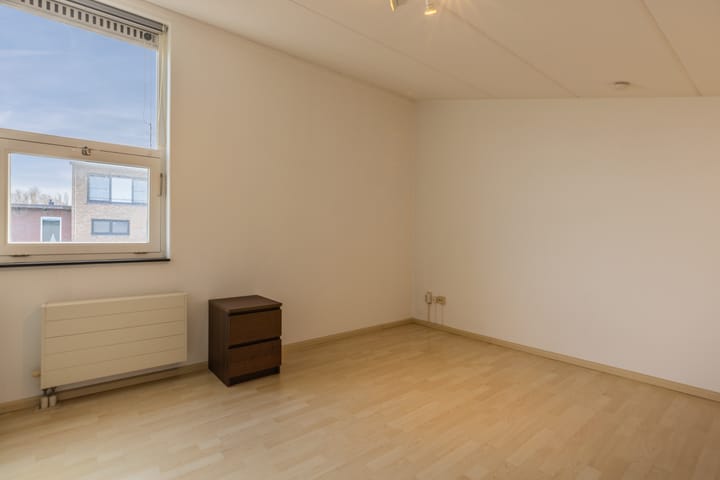 Foto 23 van Simon Vestdijksingel 73