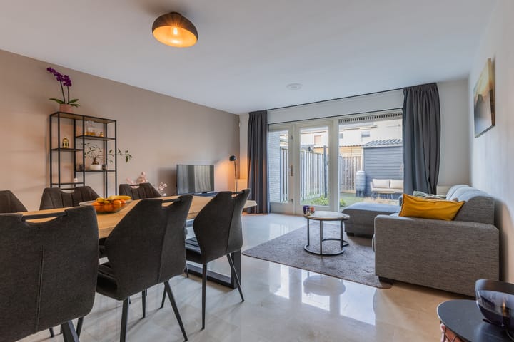 Photo 2 of Simon Vestdijksingel 73