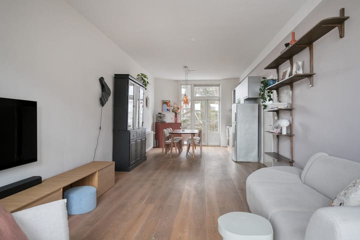 Photo 5 of Admiraal De Ruijterweg 392-2