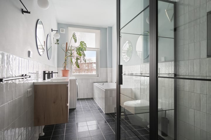 Photo 13 of Admiraal De Ruijterweg 392-2