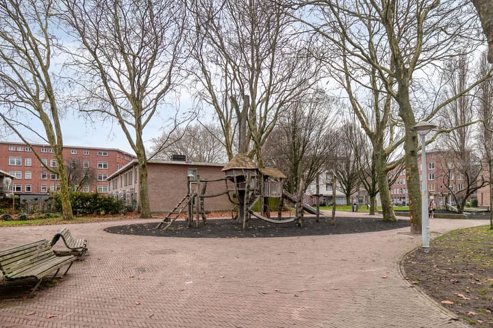 Photo 24 of Admiraal De Ruijterweg 392-2