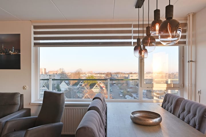 Foto 14 van Adriaen Brouwerstraat 90